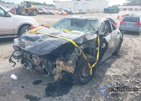 2019 Honda Civic Lx z USA, uszkodzony, nr VIN 19XFC2F6XKE031890